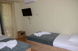 Отель Sea View Hills Свети-Влас Стандартный семейный номер-4